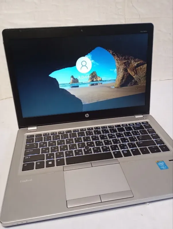 Ультрабук Б-клас HP EliteBook Folio 9480m / 14" (1600x900) TN / Intel Core i5-4310U (2 (4) ядра по 2.0 - 3.0 GHz) / 16 GB DDR3 / 256 GB SSD / Intel HD Graphics 4400 / WebCam б/в - зображення 2