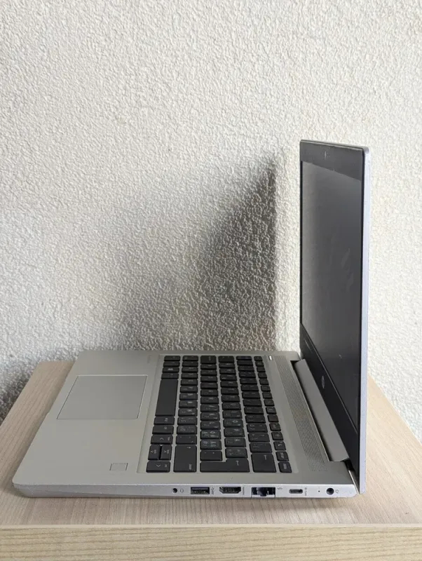Ультрабук HP ProBook 430 G6 / 13.3" (1920x1080) TN / Intel Core i5-8265U (4 (8) ядра по 1.6 - 3.9 GHz) / 8 GB DDR3 / 128 GB SSD / Intel UHD Graphics / WebCam б/в - зображення 6