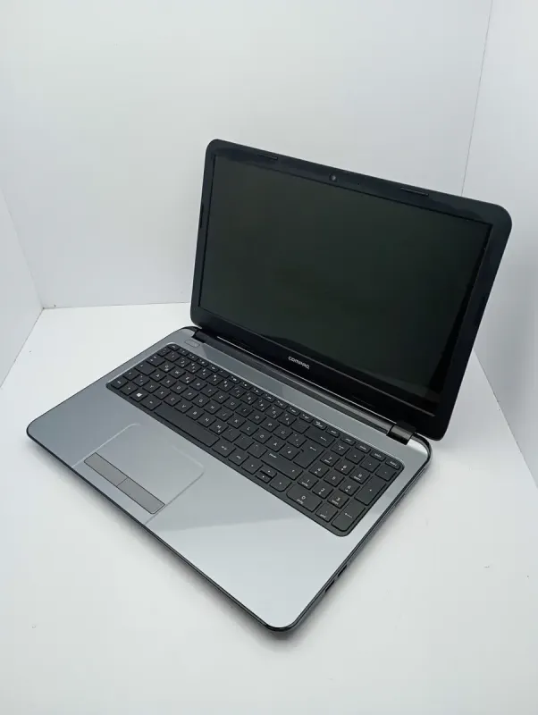 Ноутбук HP Compag 250 / 15.6" (1366x768) TN / Intel Celeron N2840 (2 ядра по 2.16 - 2.58 GHz) / 4 GB DDR3 / 120 GB SSD / Intel HD Graphics / WebCam б/в - зображення 4