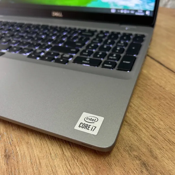 Мобільна робоча станція Б-клас Dell Precision 3551 / 15.6" (1920x1080) IPS / Intel Core i7-10850H (6 (12) ядер по 2.7 - 5.1 GHz) / 16 GB DDR4 / 512 GB SSD / nVidia Quadro P620, 4 GB GDDR5, 128-bit / WebCam б/в - зображення 8