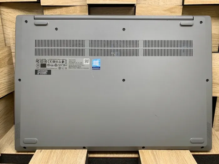 Ультрабук Б-клас Dell Latitude 5411 / 14" (1920x1080) IPS / Intel Core i5-10400H (4 (8) ядра по 2.6 - 4.6 GHz) / 8 GB DDR4 / 256 GB SSD M.2 / Intel UHD Graphics / WebCam / Windows 10 б/в - зображення 9