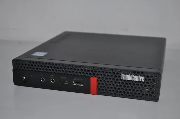 Неттоп Lenovo ThinkCentre M720q Tiny USFF / Intel Core i5-8400T (6 ядер по 1.7 - 3.3 GHz) / 32 GB DDR4 / 1000 GB SSD / Intel UHD Graphics 630 / Wi-Fi / Windows 11 Pro б/в - зображення 4