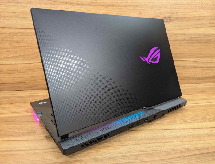 Ігровий ноутбук Asus ROG Strix G733Q / 17,3" (1920x1080) IPS / AMD Ryzen 9 5900HX (8 (16) ядер по 3,3 - 4,6 ГГц) / 32 ГБ DDR4 / 1000 ГБ SSD / nVidia GeForce RTX 3080, 8 ГБ GDDR6, 256-bit / Windows 11 б/в - зображення 9