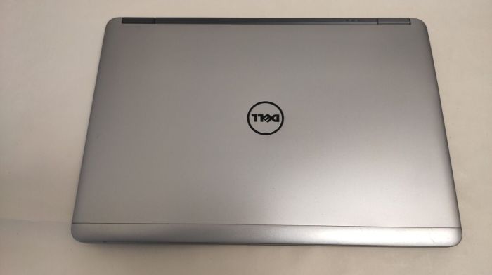 Ноутбук Dell Latitude E7440 / 14" (1366x768) TN / Intel Core i5-4310U (2 (4) ядра по 2.0 - 3.0 GHz) / 8 GB DDR3 / 256 GB SSD / Intel HD Graphics 4400 / WebCam / DVD-ROM б/в - зображення 7