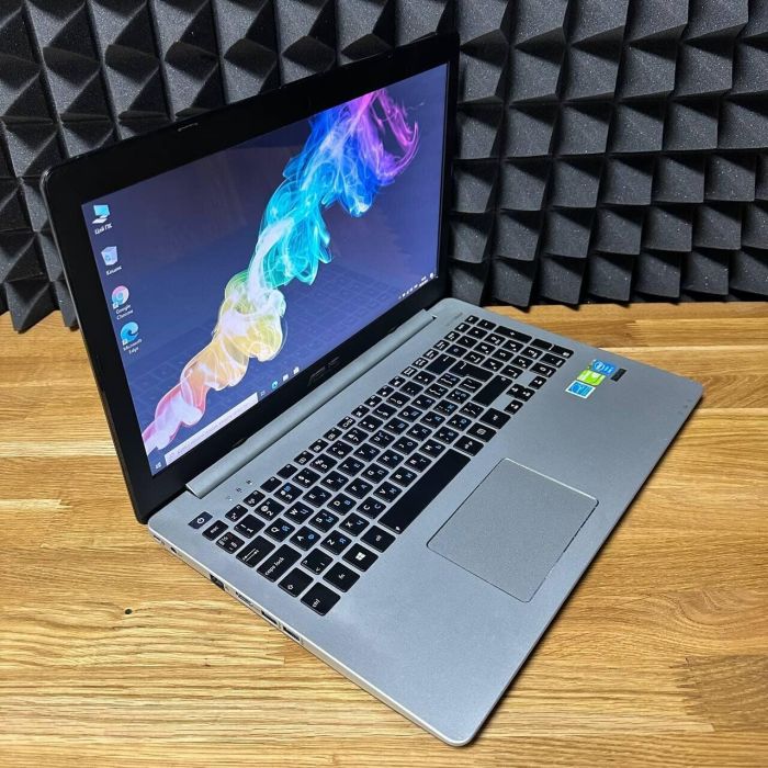 Ноутбук Б-клас Asus A551L / 15.6" (1366x768) TN / Intel Core i5-4200U (2 (4) ядра по 1.6 - 2.6 GHz) / 12 GB DDR3 / 128 GB SSD / nVidia GeForce GT 740M, 2 GB GDDR3, 64-bit / WebCam / DVD-ROM б/в - зображення 3