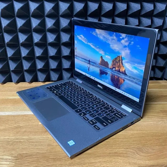 Ультрабук Б-клас Dell Inspiron 13 5000 (P69G) / 13.3" (1920x1080) IPS Touch / Intel Core i5-8250U (4 (8) ядра по 1.6 - 3.4 GHz) / 16 GB DDR4 / 256 GB SSD / Intel UHD Graphics 620 / WebCam / HDMI б/в - зображення 4