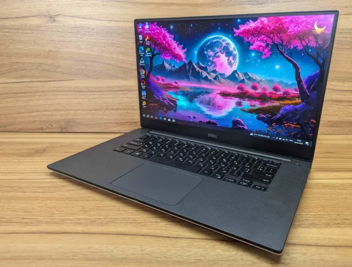 Ноутбук Б-клас Dell XPS 15 9550 / 15.6" (1920x1080) IPS / Intel Core i7-6700HQ (4 (8) ядра по 2.6 - 3.5 GHz) / 8 GB DDR4 / 256 GB SSD / nVidia GeForce GTX 960M, 2 GB GDDR5, 128-bit / HDMI / Windows 10 б/в - зображення 5