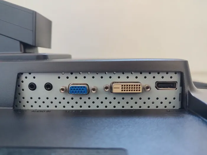 Монітор LG 24EB23PY-B / 24" (1920x1200) IPS / USB-Hub, VGA, DVI, DisplayPort, Audio / Вбудовані колонки 2x 1W / VESA 75x75 б/в - зображення 5