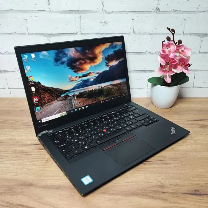 Ультрабук Б-клас Lenovo ThinkPad T470s / 14" (1920x1080) TN / Intel Core i5-7300U (2 (4) ядра по 2.6 - 3.5 GHz) / 24 GB DDR4 / 256 GB SSD / Intel HD Graphics 620 / WebCam б/в - зображення 5