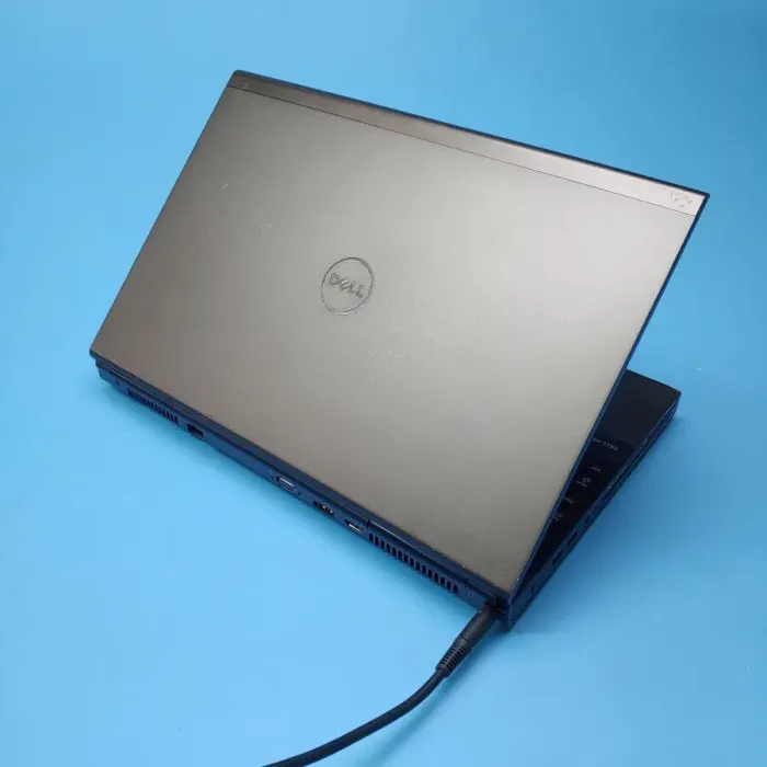 Мобільна робоча станція Б-клас Dell Precision M4800 / 15.6" (1920x1080) TN / Intel Core i7-4800MQ (4 (8) ядра по 2.7 - 3.7 GHz) / 16 GB DDR3 / 512 GB SSD / nVidia Quadro K2100M, 2 GB GDDR5, 128-bit / DVD-ROM / WebCam / Win 10 Pro б/в - зображення 3
