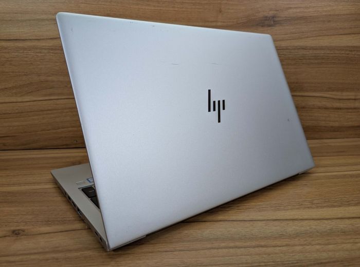 Ультрабук HP EliteBook 850 G5 / 15.6" (1920x1080) IPS / Intel Core i5-8250U (4 (8) ядра по 1.6 - 3.4 GHz) / 16 GB DDR4 / 512 GB SSD / AMD Radeon RX 540, 2 GB GDDR5, 128-bit / WebCam / TouchID / Windows 10 б/в - зображення 7