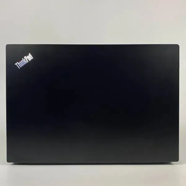 Ноутбук Lenovo ThinkPad E590 / 15.6" (1920x1080) IPS / Intel Core i5-8265U (4 (8) ядра по 1.6 - 3.9 GHz) / 16 GB DDR4 / 256 GB SSD / Intel UHD Graphics / WebCam / TouchID б/в - зображення 7