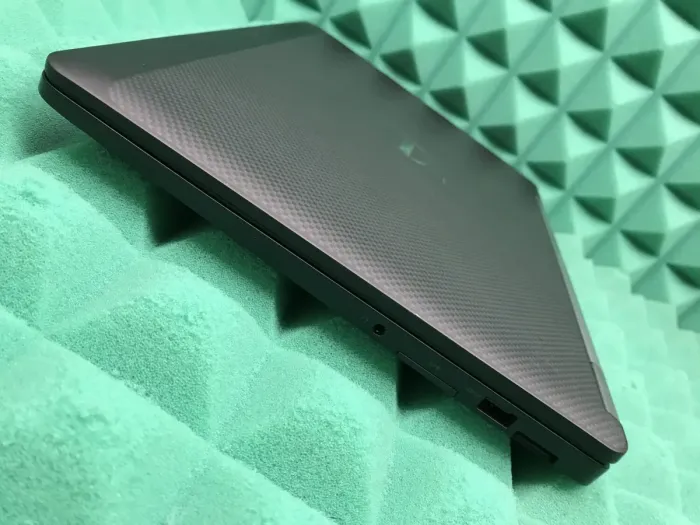 Ультрабук Dell Latitude E7470 / 14" IPS Touch / Core i5-6300U (2(4) ядра по 2.4-3GHz) / 8GB DDR4 / 120GB SSD M.2 / HD Graphics 520 / WebCam / HDMI / miniDP / Win 10 б/в - зображення 8