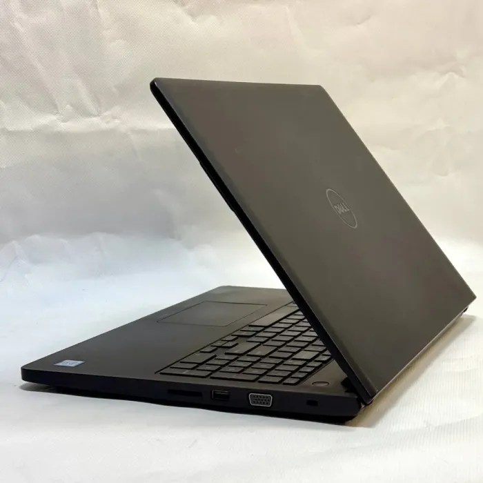 Ноутбук Б-клас Dell Latitude 3570 / 15.6" (1366x768) TN / Intel Core i3-6100U (2 (4) ядра по 2.3 GHz) / 8 GB DDR3 / 500 GB HDD / Intel HD Graphics 520 / WebCam / Windows 10 Pro б/в - зображення 9
