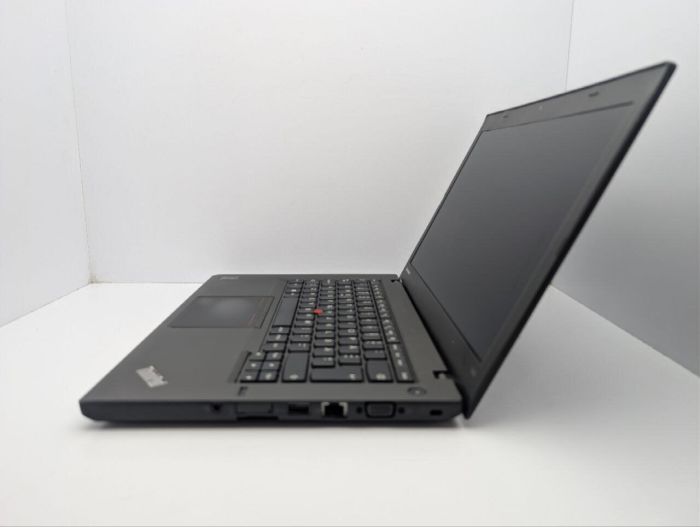 Ноутбук Lenovo ThinkPad T440 / 14" (1600x900) TN / Intel Core i5-4300U (2 (4) ядра по 1.9 - 2.9 GHz) / 8 GB DDR3 / 120 GB SSD / Intel HD Graphics 4400 / WebCam б/в - изображение 5