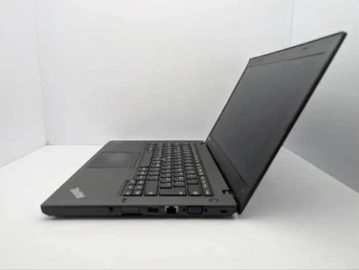 Ноутбук Lenovo ThinkPad T440 / 14" (1600x900) TN / Intel Core i5-4300U (2 (4) ядра по 1.9 - 2.9 GHz) / 8 GB DDR3 / 120 GB SSD / Intel HD Graphics 4400 / WebCam б/в - зображення 5