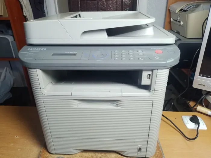 МФУ Samsung SCX-4833FR / Лазерний монохромний друк / 1200x1200 dpi / A4 / 31 стор / хв / USB 2.0, Ethernet / Дуплекс б/в - зображення 2