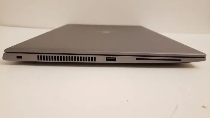 Мобільна робоча станція Б-класу HP ZBook 15u G6 / 15,6" (1920x1080) IPS / Intel Core i7-8665U (4 (8) ядра по 1.9 - 4.8 GHz) / 16 GB DDR4 / 512 GB SSD / AMD Radeon Pro WX 3200, 4 GB GDDR5, 128-bit / WebCam б/в - зображення 4