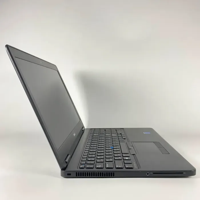Ноутбук Б-клас Dell Latitude E5550 / 15.6" (1366x768) TN / Intel Core i5-5300U (2 (4) ядра по 2.3 - 2.9 GHz) / 16 GB DDR3 / 128 GB SSD / Intel HD Graphics 5500 / WebCam / HDMI б/в - зображення 5