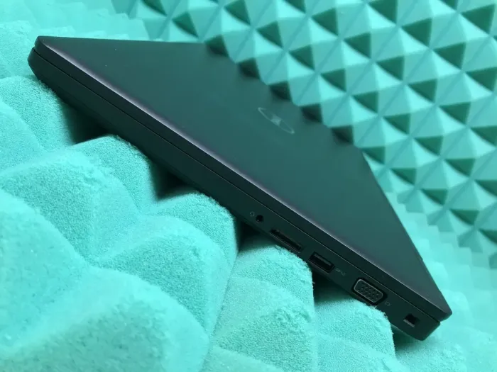 Ноутбук Б-клас Dell Latitude 5580 / 15.6" (1920x1080) IPS / Intel Core i5-6440HQ (4 ядра по 2.6 - 3.5 GHz) / 8 GB DDR4 / 256 GB SSD / Intel HD Graphics 530 / Fingerprint / HDMI / Windows 10 б/в - зображення 8