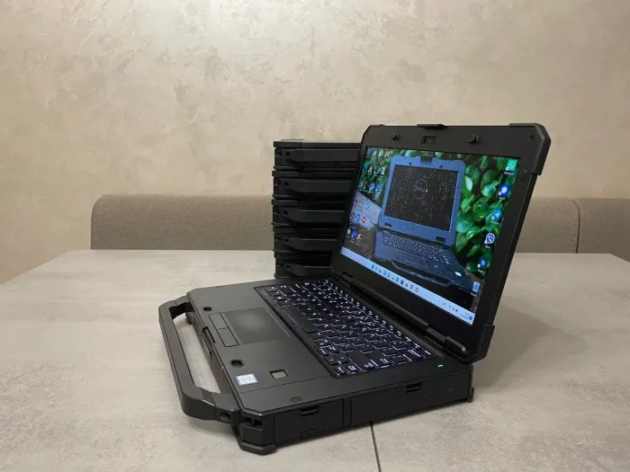 Захищений ноутбук Dell Latitude 5424 Rugged / 14" (1920x1080) IPS Touch / Intel Core i5-8350U (4 (8) ядра по 1.7 - 3.6 GHz) / 16 GB DDR4 / 256 GB SSD M.2 / Intel UHD Graphics 620 / WebCam / Fingerprint / Стилус б/в - зображення 6