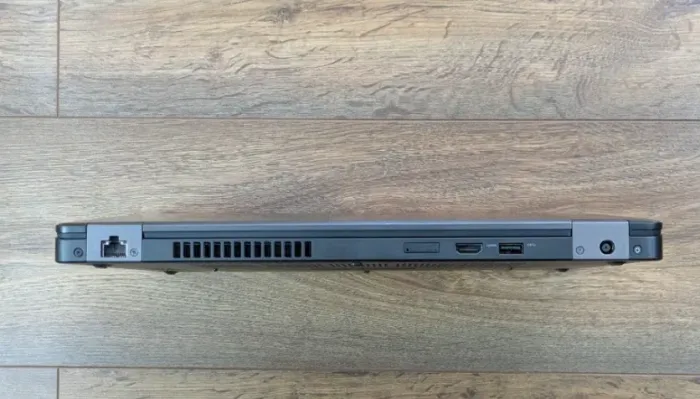 Ноутбук Dell Latitude 5480 / 14" (1920x1080) TN / Intel Core i5-7300U (2 (4) ядра по 2.6 - 3.5 GHz) / 8 GB DDR4 / 256 GB SSD / Intel HD Graphics 620 / WebCam / USB 3.1 / HDMI / Windows 10 б/в - зображення 6