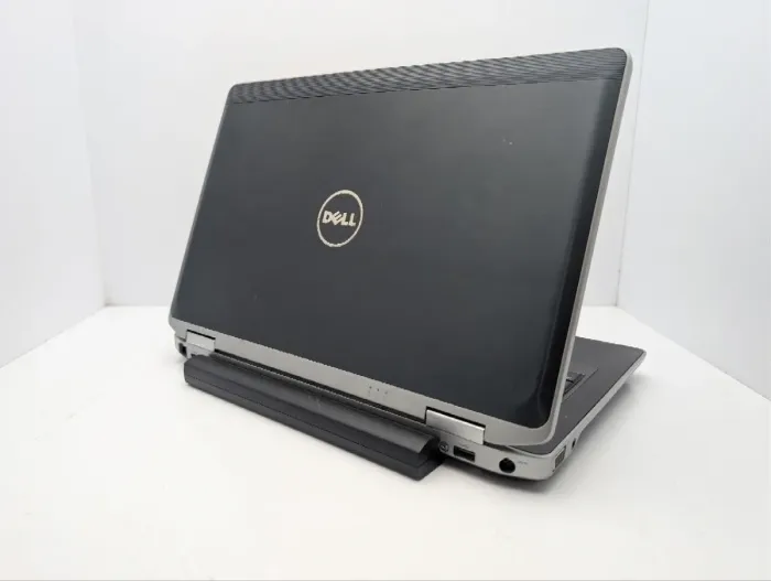 Ноутбук Dell Latitude E6430s / 14" (1366x768) TN / Intel Core i5-3340M (2 (4) ядра по 2.7 - 3.4 GHz) / 6 GB DDR3 / 120 GB SSD / Intel HD Graphics 4000 / WebCam / DVD-ROM б/в - зображення 8