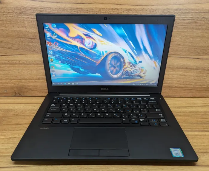 Нетбук Dell Latitude 7280 / 12.5" (1366x768) TN / Intel Core i7-7600U (2 (4) ядра по 2.8 - 3.9 GHz) / 8 GB DDR4 / 256 GB SSD / Intel HD Graphics 520 / WebCam / Windows 10 б/в - зображення 2