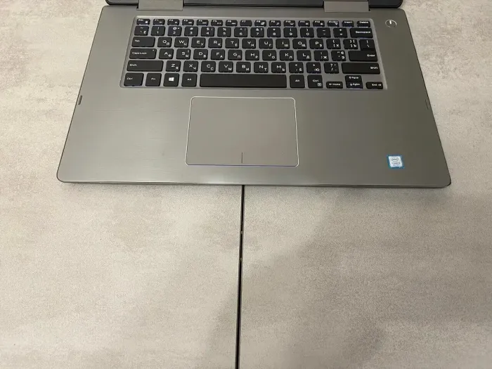 Ноутбук-трансформер Б-клас Dell Inspiron 15-7573 / 15.6" (1920x1080) IPS Touch / Intel Core i5-8250U (4 (8) ядер по 1.6 - 3.4 GHz) / 16 GB DDR4 / 256 GB SSD / Intel UHD Graphics 620 / WebCam / HDMI б/в - зображення 8
