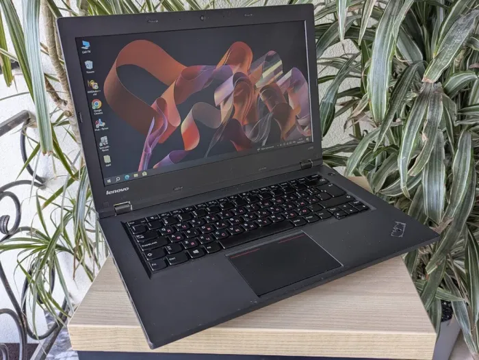 Ноутбук Б-клас Lenovo ThinkPad L440 / 14" (1366x768) TN / Intel Core i3-4000M (2 (4) ядра по 2.4 GHz) / 8 GB DDR3 / 128 GB SSD / Intel HD Graphics 4600 / WebCam б/в - зображення 5