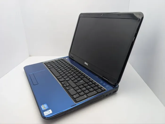 Ноутбук Dell Inspiron N5110 / 15.6" (1366x768) TN / Intel Core i3-2310M (2 (4) ядра по 2.1 GHz) / 6 GB DDR3 / 320 GB HDD / Intel HD Graphics 3000 / WebCam / DVD-ROM б/в - зображення 7