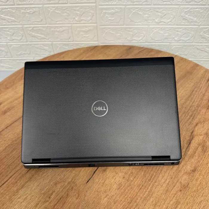 Мобільна робоча станція Б-клас Dell Precision 7530 / 15.6" (1920x1080) IPS / Intel Core i7-8850H (6 (12) ядер по 2.6 - 4.3 GHz) / 16 GB DDR4 / 512 GB SSD / nVidia Quadro P1000, 4 GB GDDR5, 128-bit / WebCam б/в - зображення 3