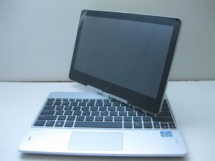 Нетбук Б-клас HP EliteBook Revolve 810 G1 / 11.6" (1366x768) IPS Touch / Intel Core i5-3437U (2 (4) ядра по 1.9 - 2.9 GHz) / 8 GB DDR3 / 256 GB SSD / Intel HD Graphics 4000 / WebCam б/в - зображення 2