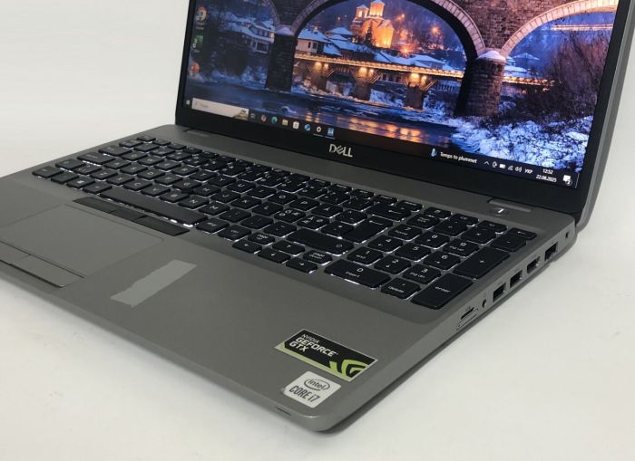 Мобільна робоча станція Б-класу Dell Precision 3551 / 15,6" (1920x1080) IPS / Intel Core i7-10750H (6 (12) ядер по 2,6 - 5,0 ГГц) / 32 ГБ DDR4 / 512 ГБ SSD NVMe / nVidia Quadro P620, 4 ГБ GDDR5, 128-біт / WebCam / Win 10 Pro б/в - зображення 8