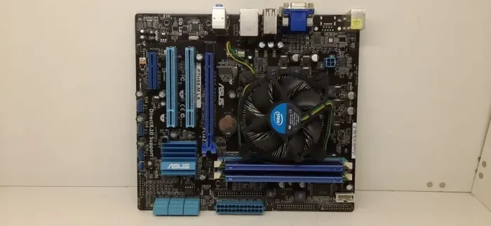 Комплект: Материнская плата Asus P7H55-M LX / LGA1156 / Intel Core i5-760 (4 ядра по 2.8 - 3.33 GHz) / 8 GB DDR3 / Intel HD Graphics б/в - зображення 2