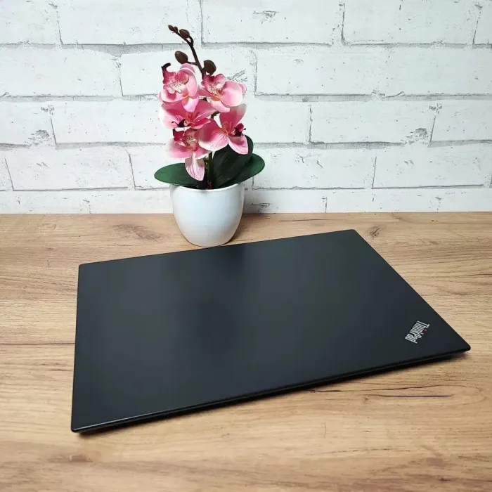 Ультрабук Б-клас Lenovo ThinkPad T470s / 14" (1920x1080) TN / Intel Core i5-7300U (2 (4) ядра по 2.6 - 3.5 GHz) / 24 GB DDR4 / 256 GB SSD / Intel HD Graphics 620 / WebCam б/в - зображення 8