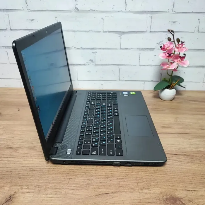 Ноутбук Medion Akoya P6659 / 15.6" (1920x1080) TN / Intel Core i5-6200U (2 (4) ядра по 2.3 - 2.8 GHz) / 12 GB DDR3 / 128 GB SSD + 320 GB HDD / nVidia GeForce 930M, 2 GB GDDR3, 64-bit / WebCam / DVD-ROM б/в - зображення 5