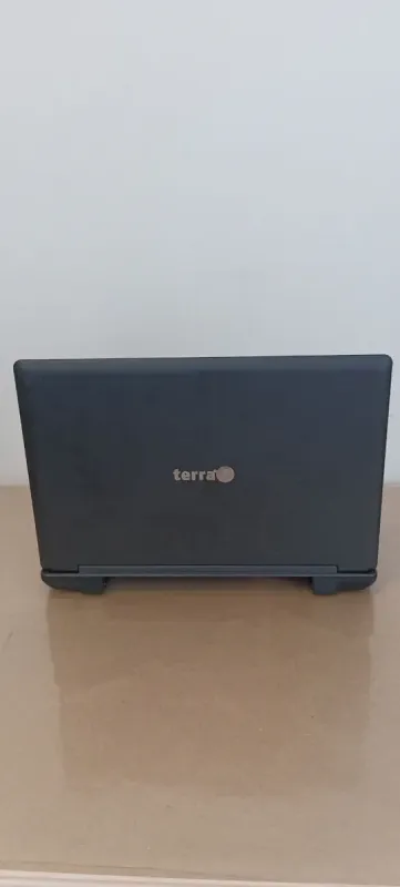 Ноутбук Terra Mobile 1340 / 13.3'' (1366x768) TN / Intel Core i3-2350M (2 (4) ядра по 2.3 GHz) / 4 GB DDR3 / 1000 GB HDD / Intel HD Graphics 3000 / WebCam / HDMI / Win 10 Pro / АКБ отсутствует б/в - зображення 8