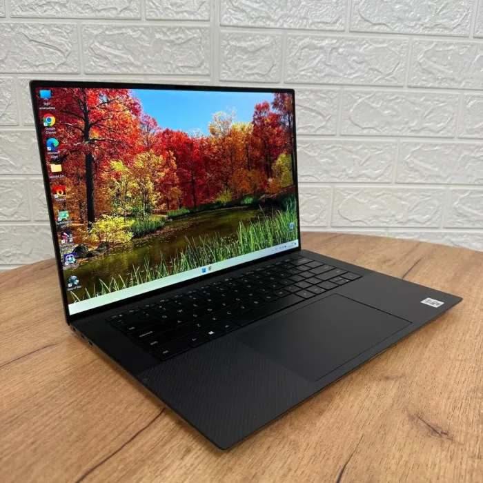 Мобільна робоча станція Dell Precision 5550 / 15.6" (1920x1200) IPS / Intel Core i7-10850H (6 (12) ядер по 2.7 - 5.1 GHz) / 32 GB DDR4 / 1000 GB SSD / nVidia Quadro T1000, 4 GB GDDR5, 128-bit / WebCam б/в - зображення 4