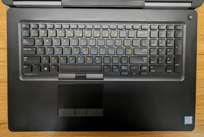 Мобільна робоча станція Dell Precision 7720 / 17.3" (1920x1080) IPS / Intel Core i7-6920HQ (4 (8) 2.9 - 3.8 GHz) / 40 GB DDR4 / 480 GB SSD / nVidia Quadro P3000, 6 GB GDDR5, 192-bit / WebCam / Windows 10 б/в - зображення 3