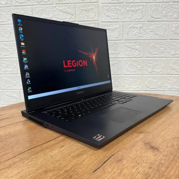 Ігровий ноутбук Б-клас Lenovo Legion 5 17ACH6H / 17.3" (1920x1080) IPS / AMD Ryzen 7 5800H (8 (16) ядер 3.2 - 4.4 GHz) / 16 GB DDR4 / 512 GB SSD / nVidia GeForce RTX 3060, 6 GB GDDR6, 192-bit / WebCam б/в - зображення 4