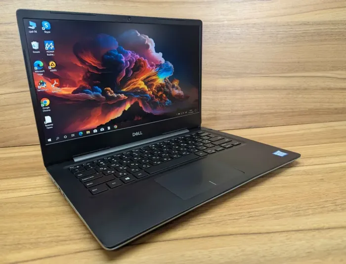 Ультрабук Dell Vostro 5481 / 14" (1920x1080) IPS / Intel Core i7-8565U (4 (8) ядра по 1.8 - 4.6 GHz) / 8 GB DDR4 / 256 GB SSD / Intel UHD Graphics / WebCam / Windows 10 б/в - зображення 4