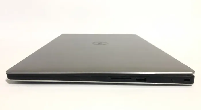 Ігровий ноутбук Dell XPS 15 9550 / 15.6" (1920x1080) IPS / Intel Core i5-6300HQ (4 ядра по 2,3 - 3,2 ГГц) / 8 ГБ DDR4 / 128 ГБ SSD + 750 ГБ HDD / nVidia GeForce GTX 960M, 2 ГБ GDDR5, 128-біт / WebCam / Win 10 Pro б/в - зображення 5