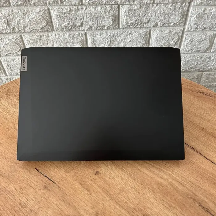 Ігровий ноутбук Lenovo IdeaPad Gaming 3 15ACH6 / 15.6" (1920x1080) IPS / AMD Ryzen 5 5600H (6 (12) ядер по 3.3 - 4.2 GHz) / 16 GB DDR4 / 512 GB SSD / nVidia GeForce RTX 3060, 6 GB GDDR6, 192-bit / WebCam б/в - зображення 3