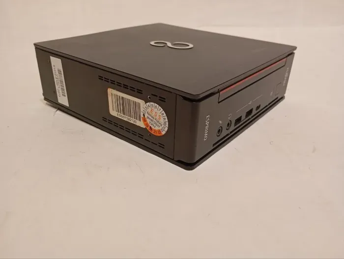 Неттоп Fujitsu Esprimo Q957 Mini USFF / Intel Core i3-6100T (2 (4) ядра по 3.2 GHz) / 8 GB DDR4 / 128 GB SSD M.2 / Intel HD Graphics 530 б/в - зображення 3