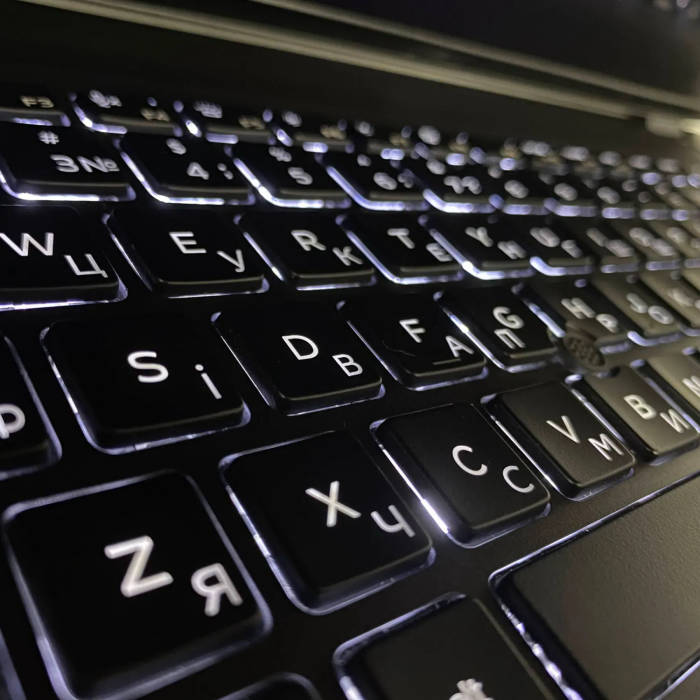 Ноутбук Dell Latitude 5500 / 15.6" (1920x1080) IPS Touch / Intel Core i7-8665U (4 (8) ядра по 1.9 - 4.8 GHz) / 16 GB DDR4 / 256 GB SSD / Intel UHD Graphics / WebCam / HDMI б/в - зображення 6