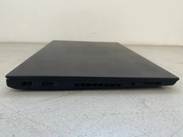 Ноутбук Б-клас Lenovo ThinkPad T460s / 14" (1920x1080) IPS Touch / Intel Core i7-6600U (2 (4) ядра по 2.6 - 3.4 GHz) / 8 GB DDR4 / 256 GB SSD / Intel HD Graphics 520 / WebCam б/в - зображення 4