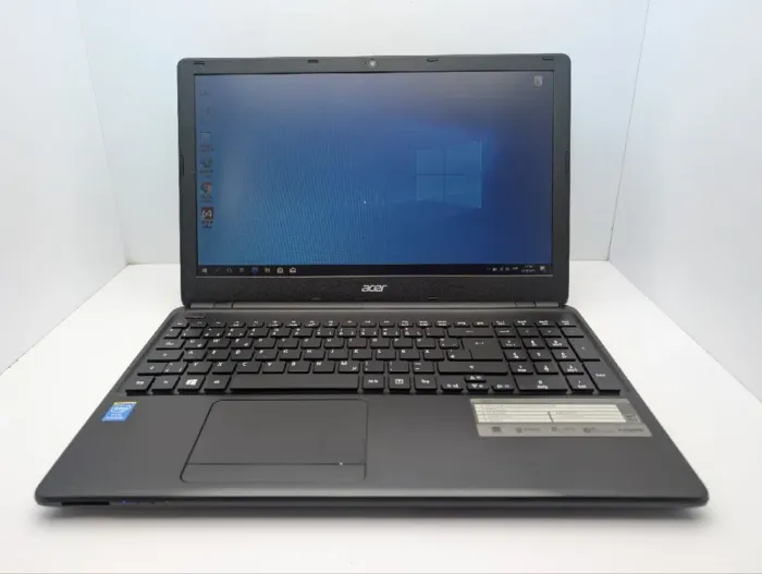 Ноутбук Acer Aspire E1-510 / 15.6" (1366x768) TN / Intel Pentium N3520 (4 ядра по 2.17 - 2.42 GHz) / 8 GB DDR3 / 240 GB SSD / Intel HD Graphics / WebCam / DVD-ROM б/в - зображення 2