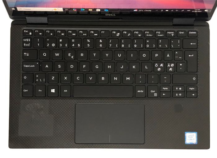 Ультрабук-трансформер Б-клас Dell XPS 13 9365 / 13.3" (1920x1080) IPS Touch / Intel Core i7-7Y75 (2 (4) ядра по 1.3 - 3.6 GHz) / 8 GB DDR3 / 256 GB SSD / Intel HD Graphics 615 / WebCam / Win 10 Pro б/в - зображення 9
