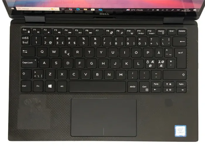 Ультрабук-трансформер Б-клас Dell XPS 13 9365 / 13.3" (1920x1080) IPS Touch / Intel Core i7-7Y75 (2 (4) ядра по 1.3 - 3.6 GHz) / 8 GB DDR3 / 256 GB SSD / Intel HD Graphics 615 / WebCam / Win 10 Pro б/в - зображення 9